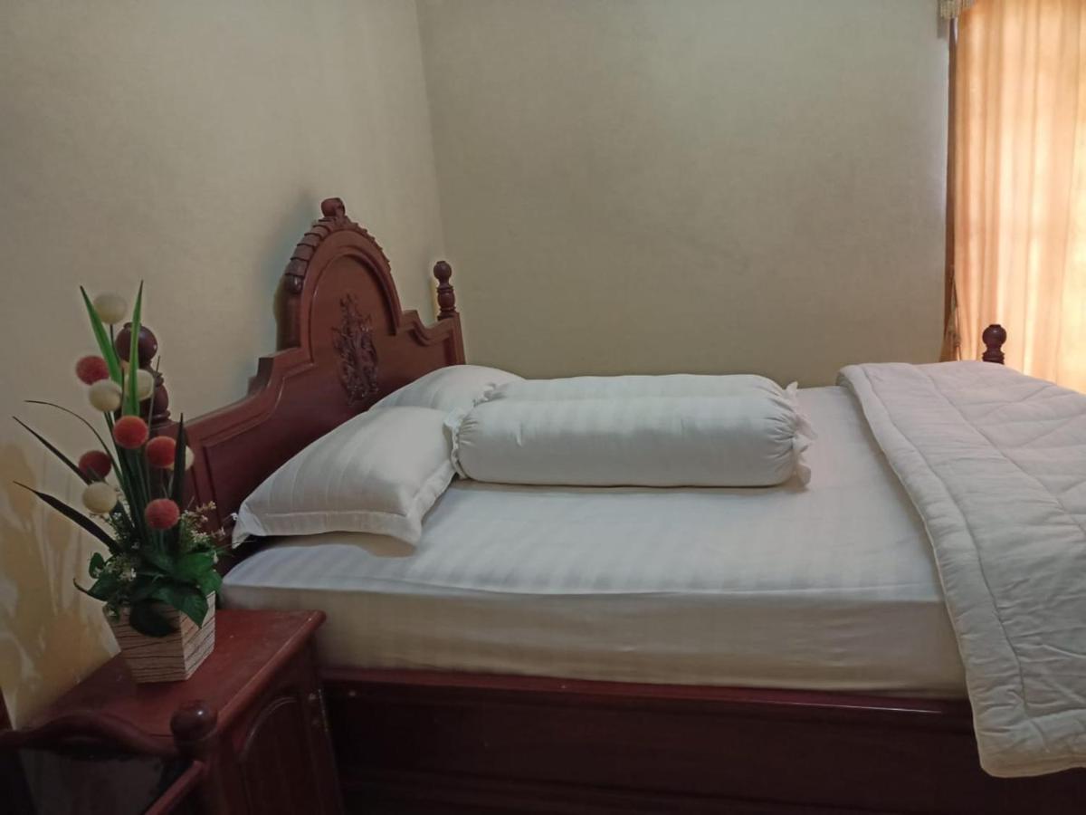 Fermana Homestay Painan ภายนอก รูปภาพ